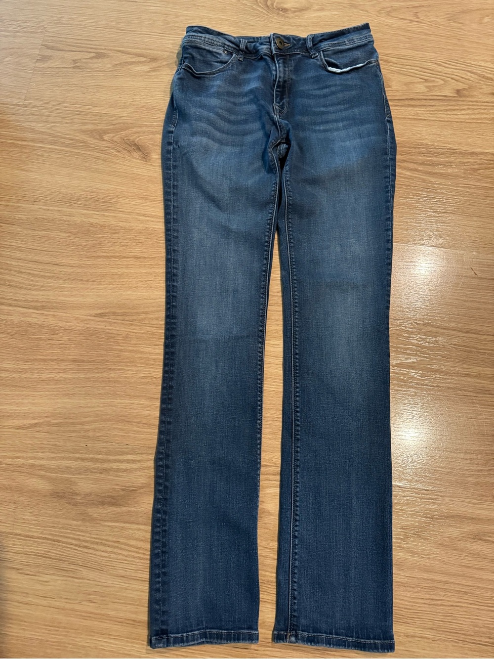 DL1961 Women's “Coco” Curvy Straight Mid-rise